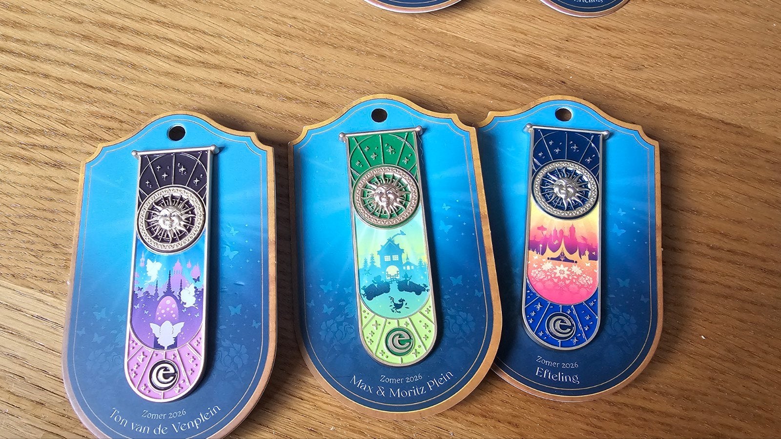 Efteling Zomer 2026 Pins (set van 3), Ophalen of Verzenden, Nieuw, Button of Speldje