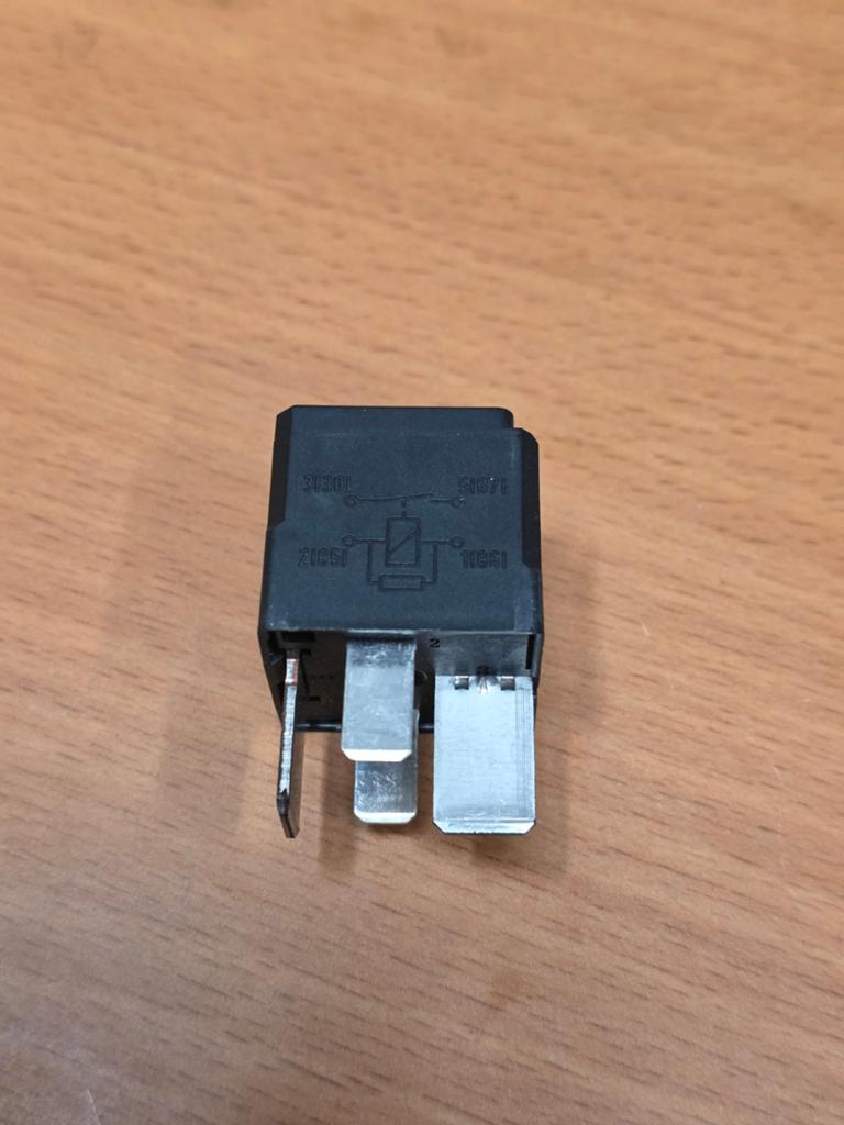 HELLA Relais 12V 50A (4-polig) - 4RA 007 793-031 - NIEUW, Mercedes-Benz, Nieuw, Ophalen of Verzenden, Nvt