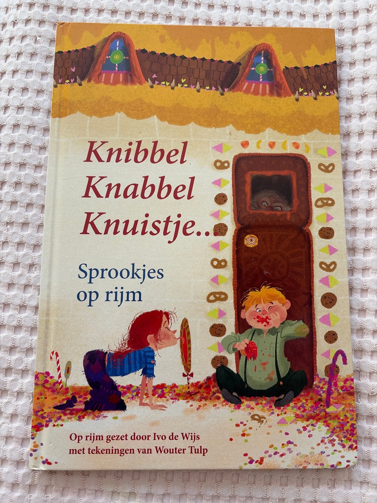 Knibbel Knabbel Knuistje - Sprookjes op rijm, Boeken, Ophalen of Verzenden, Gelezen
