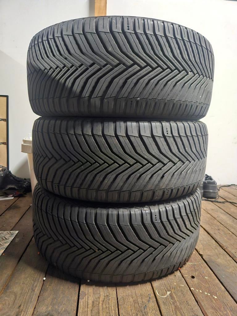 3x Michelin Crossclimate 245/40/18 All Season banden 2024, Ophalen