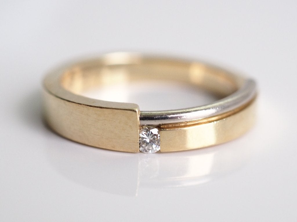 14 krt gouden bandring met diamant, Sieraden, Tassen en Uiterlijk, Gebruikt, ., Ophalen of Verzenden, Met edelsteen