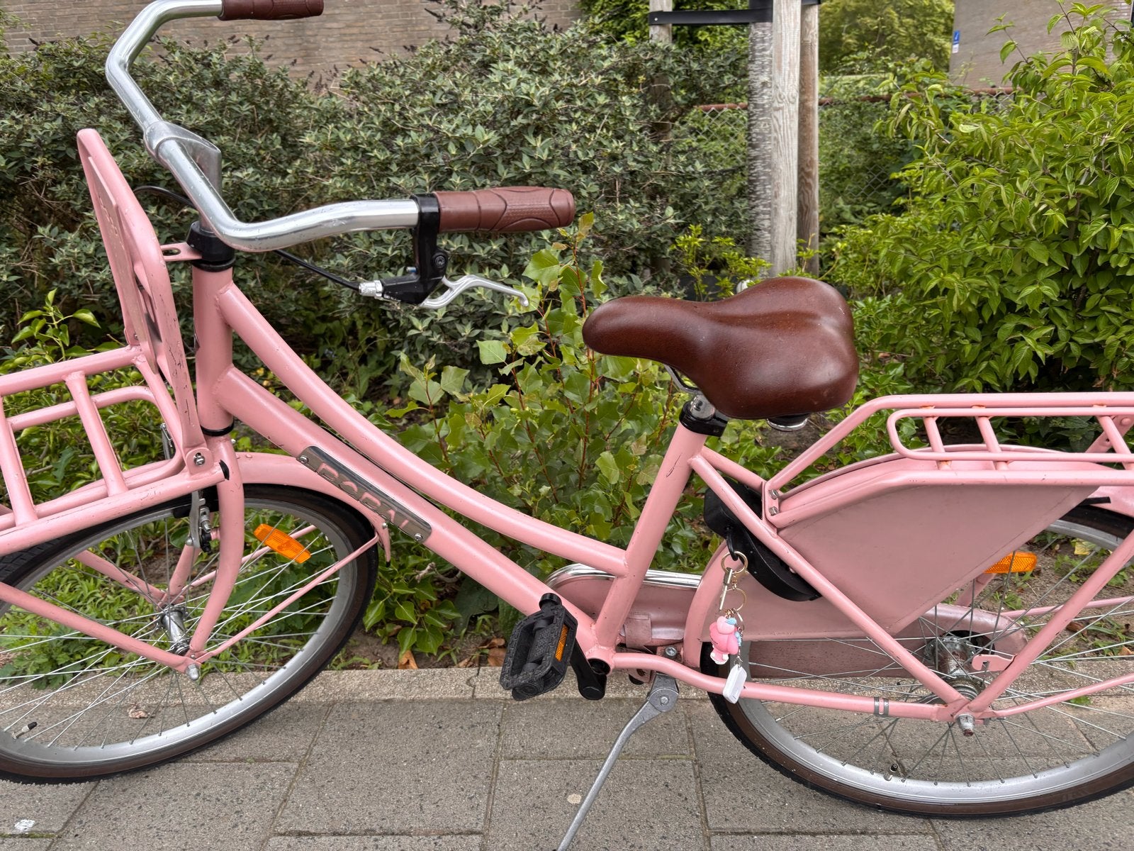 24 inch Roze Popal Daily Dutch fiets met voordrager 24 inch, Fietsen en Brommers, Fietsen | Dames | Damesfietsen, Gebruikt, Velgrem