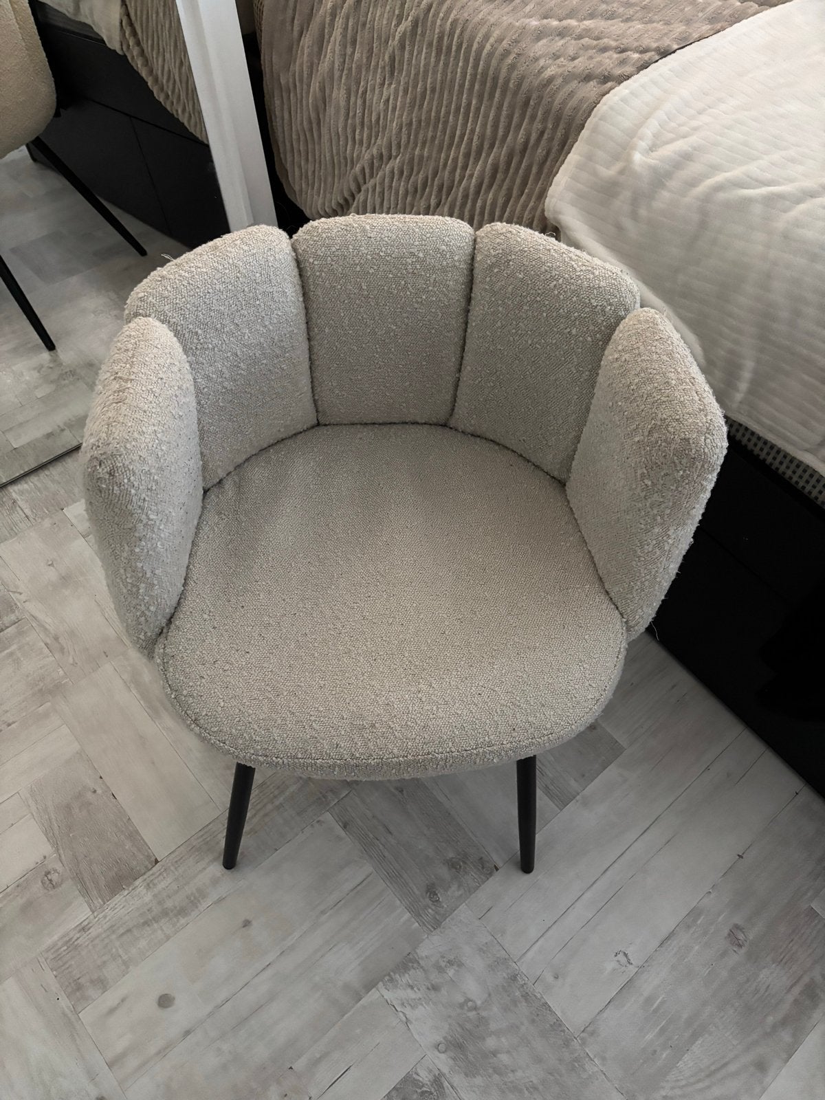 Mooie schelp stoel teddy in wit/crème kleur, Ophalen, Gebruikt, Wit, Eén