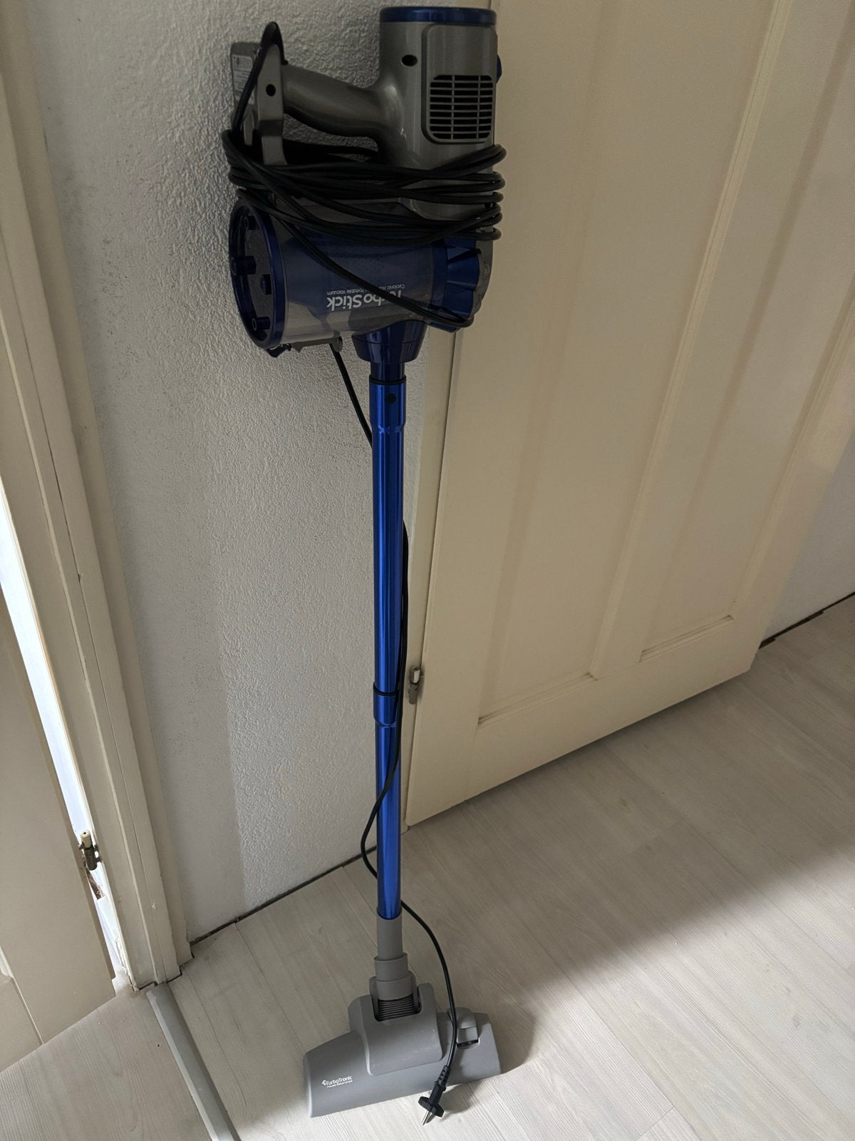 Goedkope Steelstofzuiger - Ideaal voor snelle schoonmaak, Ophalen, Overige merken, Gebruikt, Geschikt voor harde vloeren