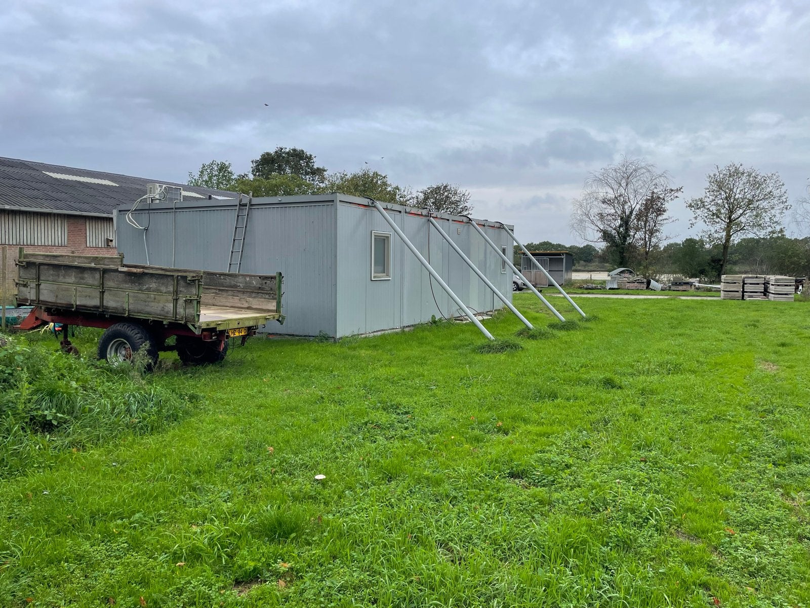 Woonunit 60m² met nieuwe airco en palletkachel, Ophalen
