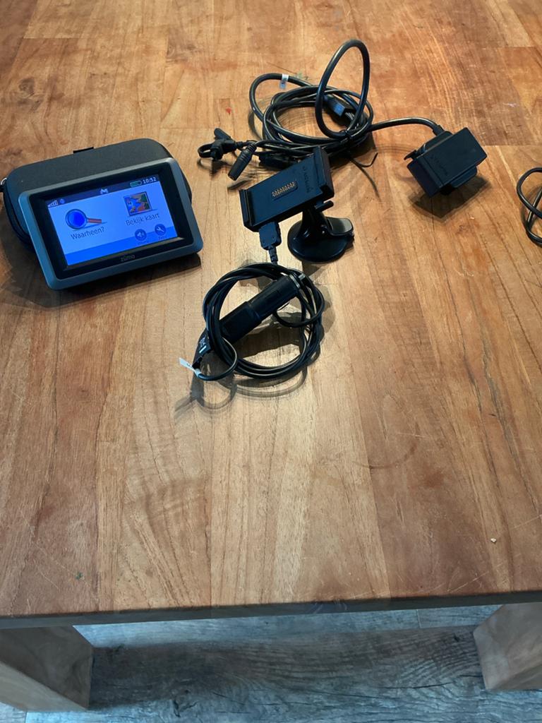 Garmin Zumo 600 navigatiesysteem met accessoires, Ophalen of Verzenden, Zo goed als nieuw