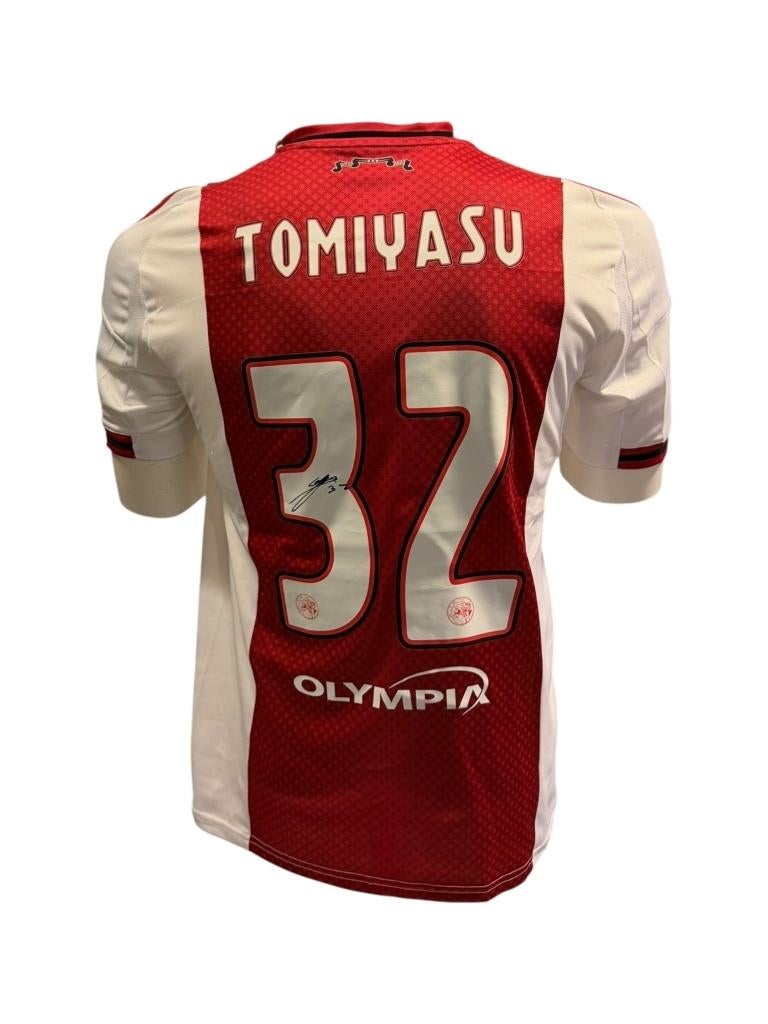 Tomiyasu AFC Ajax 24/25 gesigneerd thuis shirt, Soccersignings.nl, Shirt, Ophalen of Verzenden, Zo goed als nieuw