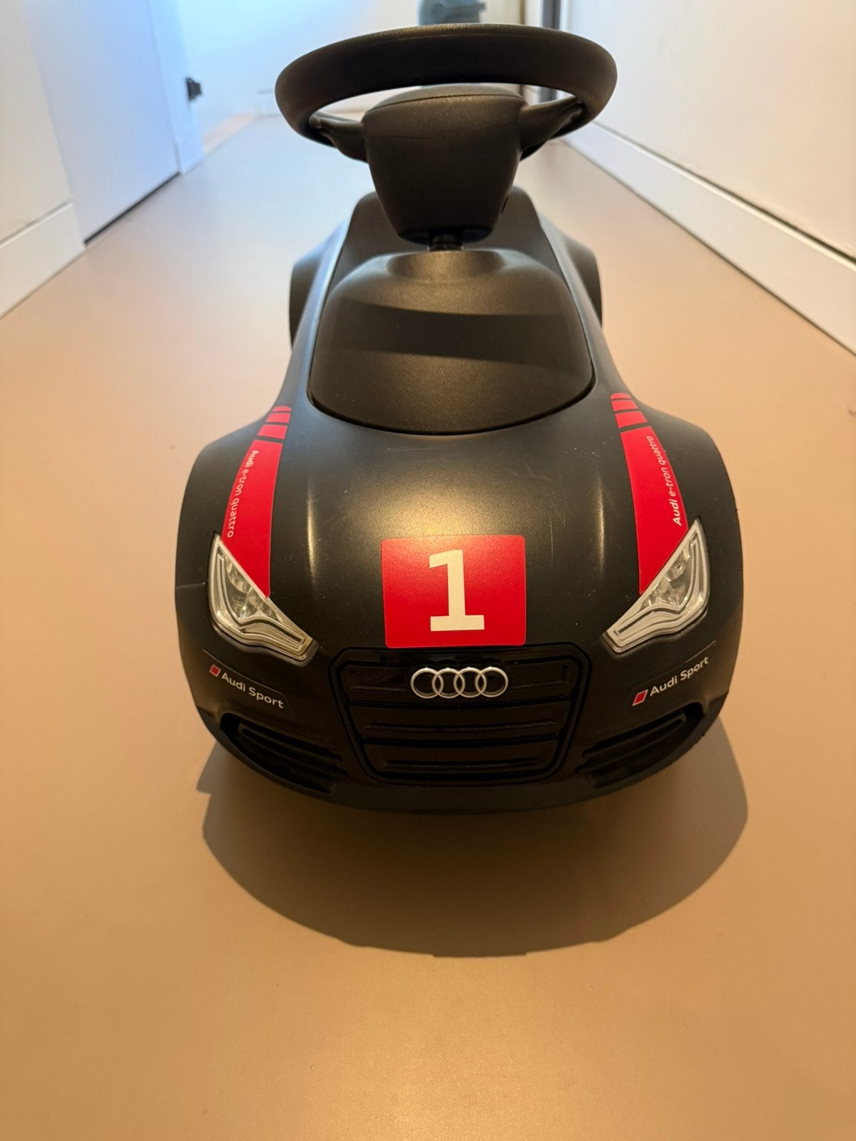 Audi loopwagen, Kinderen en Baby's, Ophalen, Gebruikt