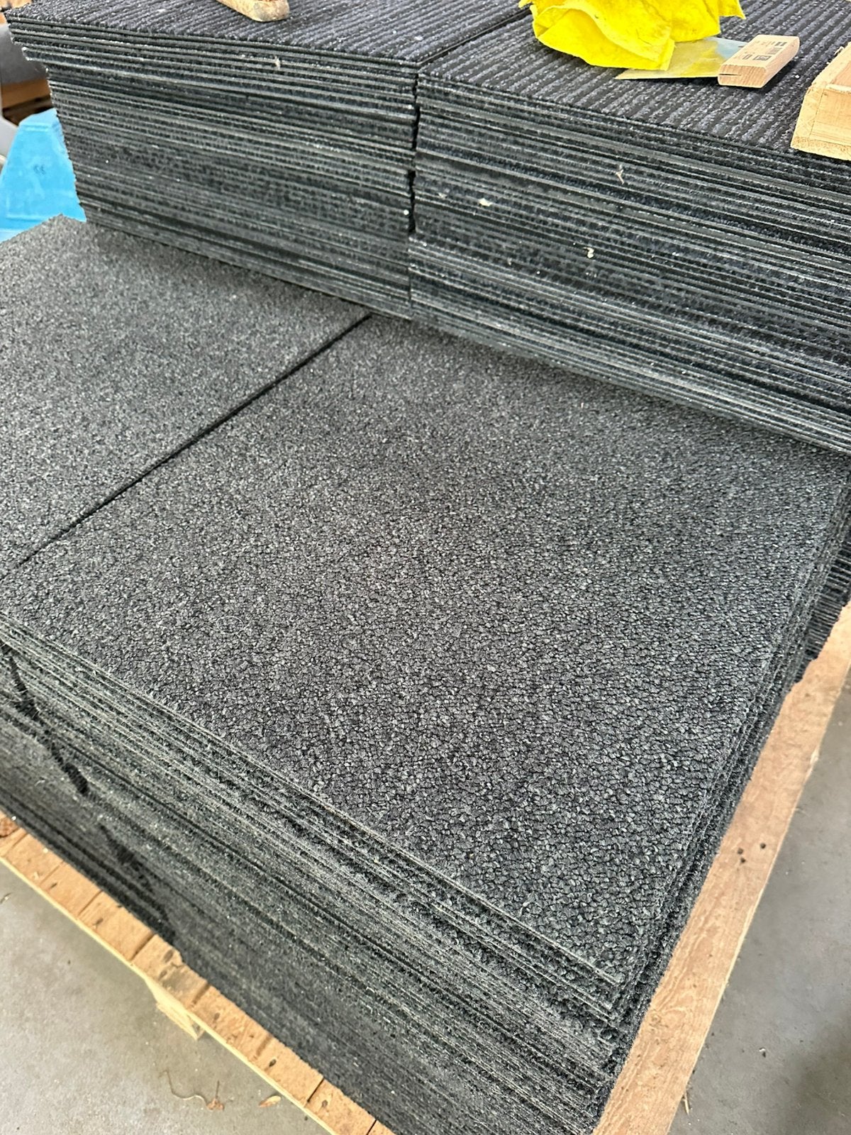 Tapijttegels 50x50 cm grijs / zwart / antraciet, Ophalen, Q, 75 m² of meer, Q