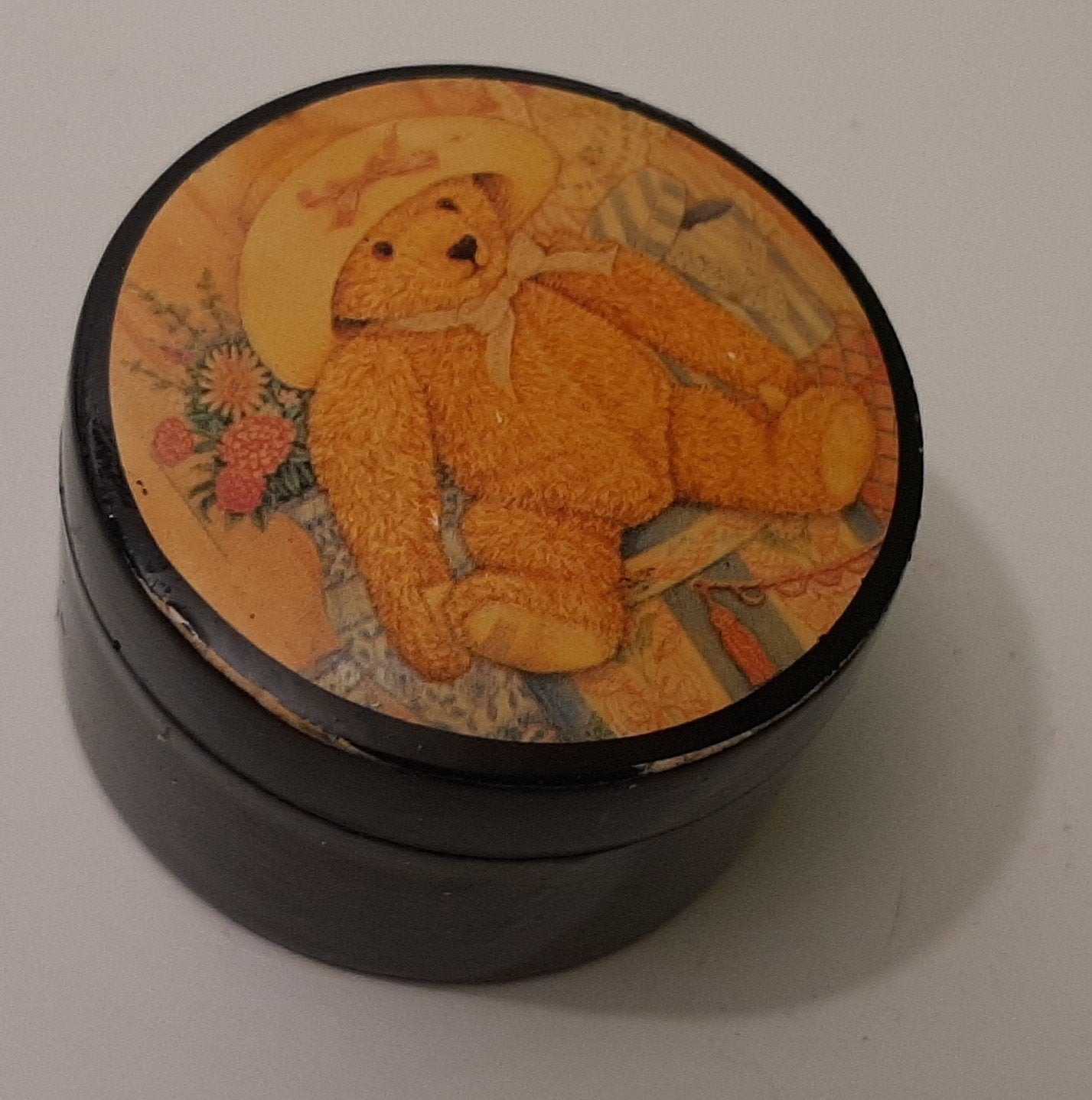 antiek lakdoosje met afbeelding beertje, Antiek en Kunst, Ophalen of Verzenden