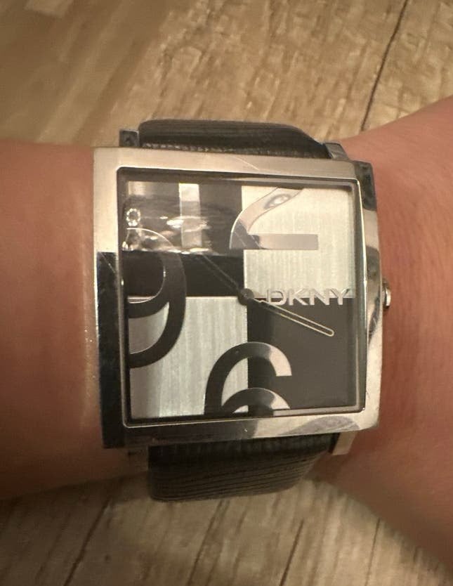 DKNY Dameshorloge - Stijlvol en Tijdloos, Sieraden, Tassen en Uiterlijk, Horloges | Dames, Staal, DKNY, Polshorloge, Ophalen of Verzenden