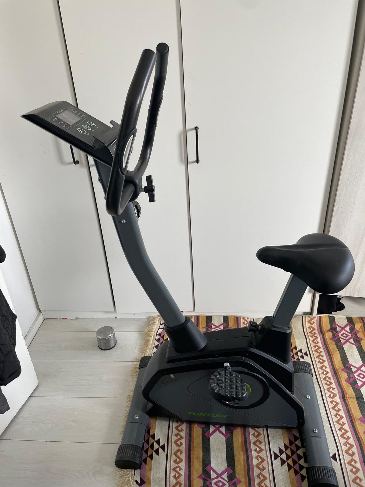 Tunturi Hometrainer - Zo goed als nieuw, Ophalen, Zo goed als nieuw, Metaal, Benen