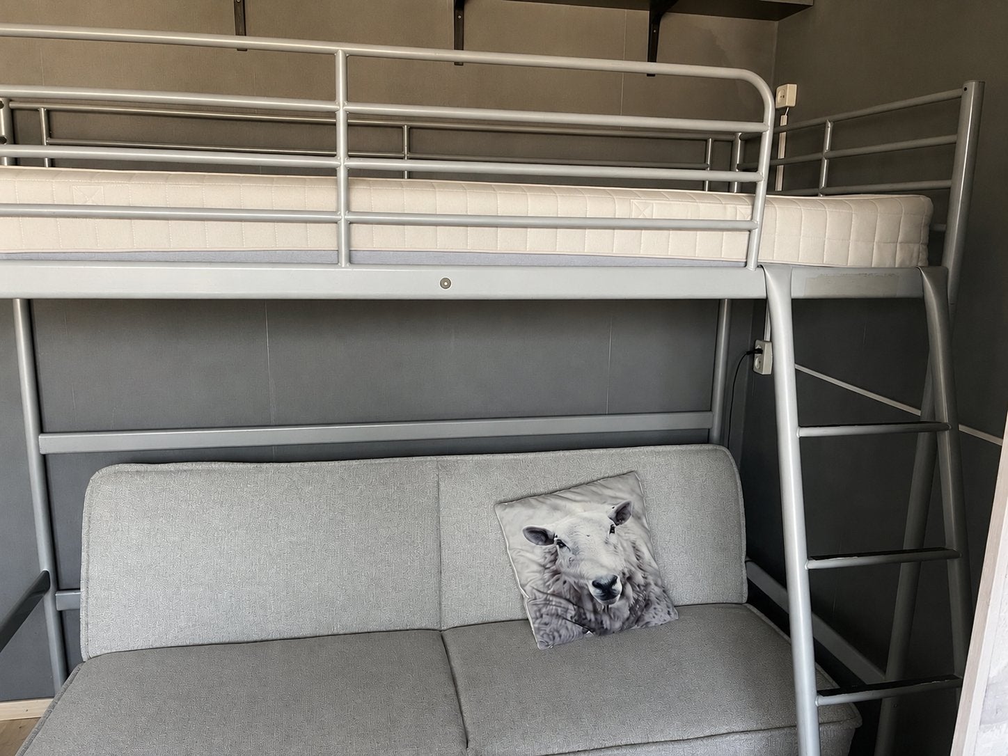 Gratis Hoogslaper 1x of 2x - Ideaal voor kleine ruimtes, Ophalen, Gebruikt, Eenpersoons, 200 cm