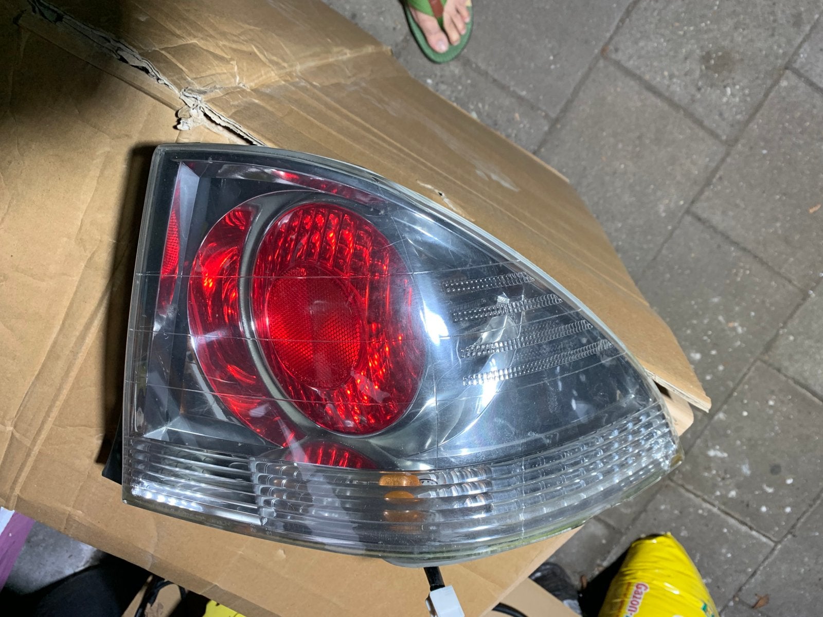 ALTEZZA LEXUS IS SXE10 GXE10 TOYOTA OEM RECHTER ACHTERLICHT, Ophalen of Verzenden