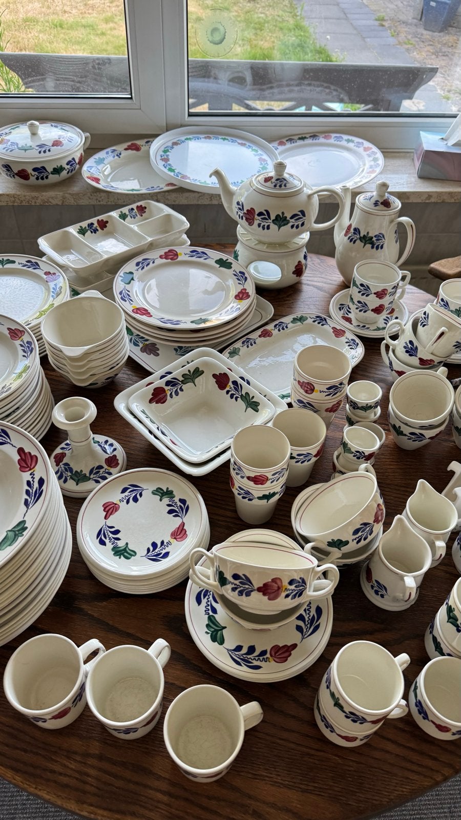 Groot Boerenbont Servies - Compleet en Zo Goed als Nieuw, Huis en Inrichting, Keuken | Servies, Ophalen, Overige merken, Keramiek