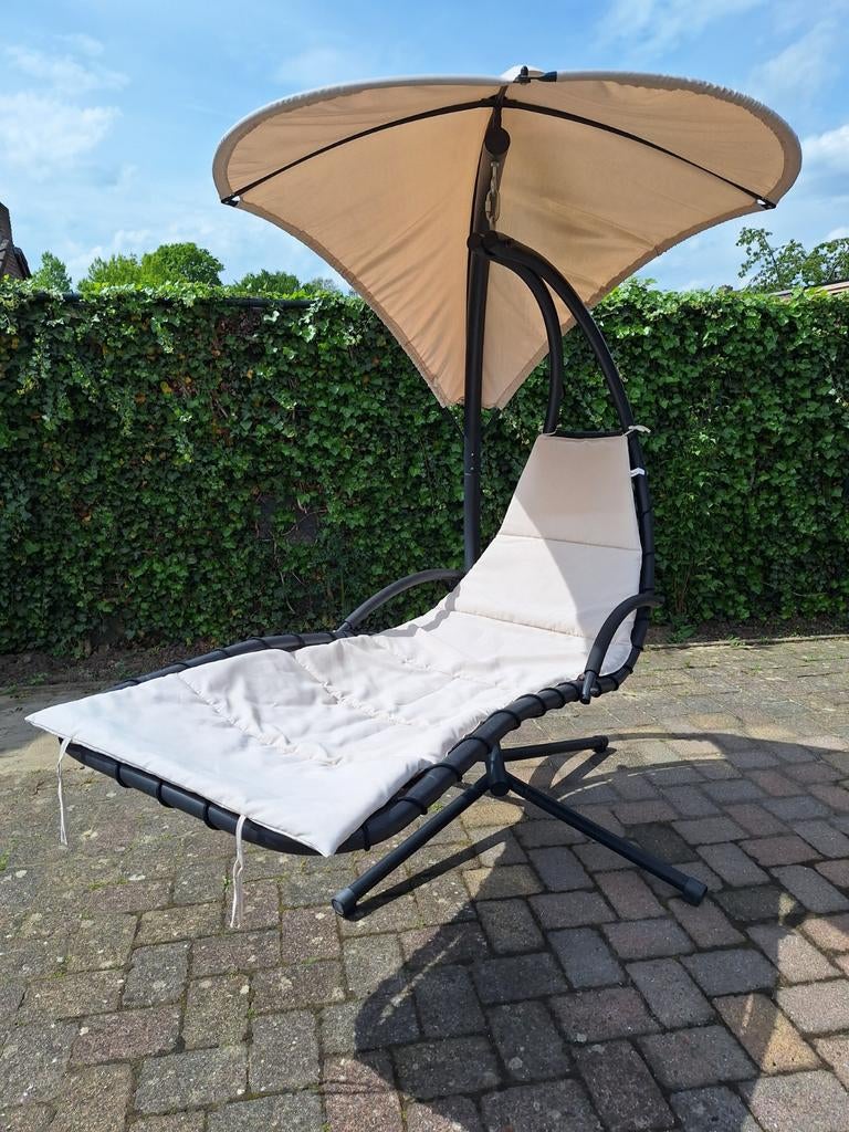 Zwevende ligstoel met zonnedak, Tuin en Terras, Ophalen