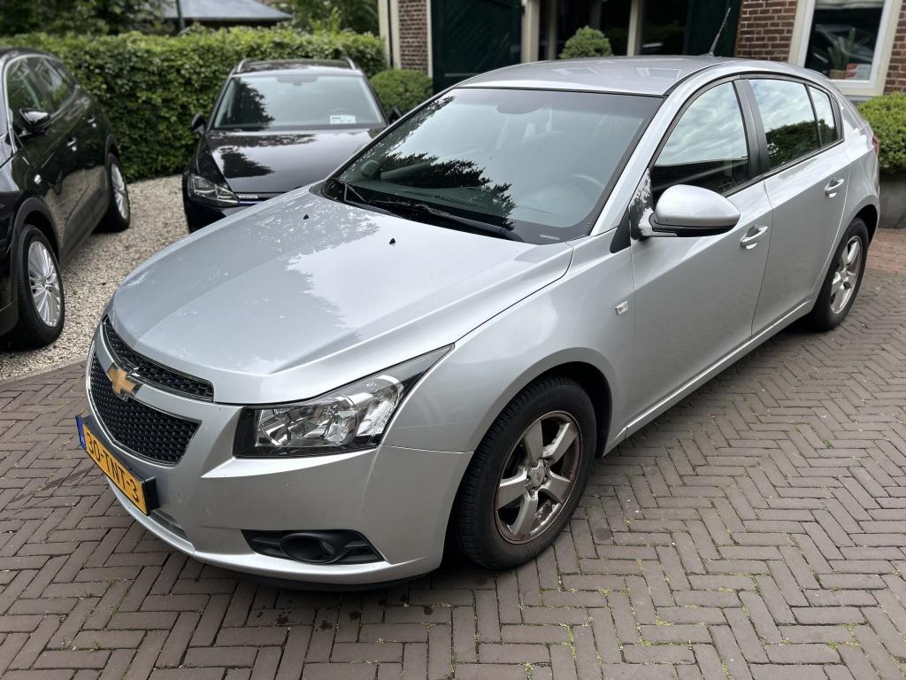 Chevrolet Cruze 1.6 LT Navi, Cruise, LMV, Slechts 106 dkm!, Euro 5, 4 cilinders, Origineel Nederlands, Parkeersensor