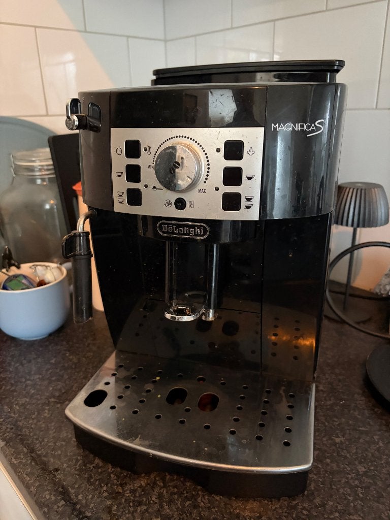Koffiezetapparaat Dēlonghi Magnifica S