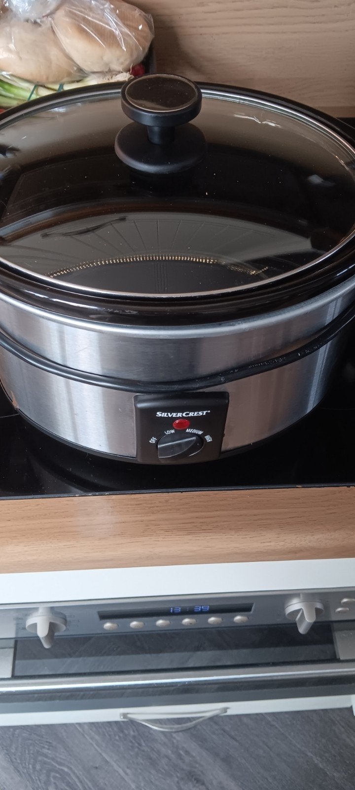 Slowcooker  als nieuw 2 x gebruikt niet ons ding, Ophalen, Zo goed als nieuw