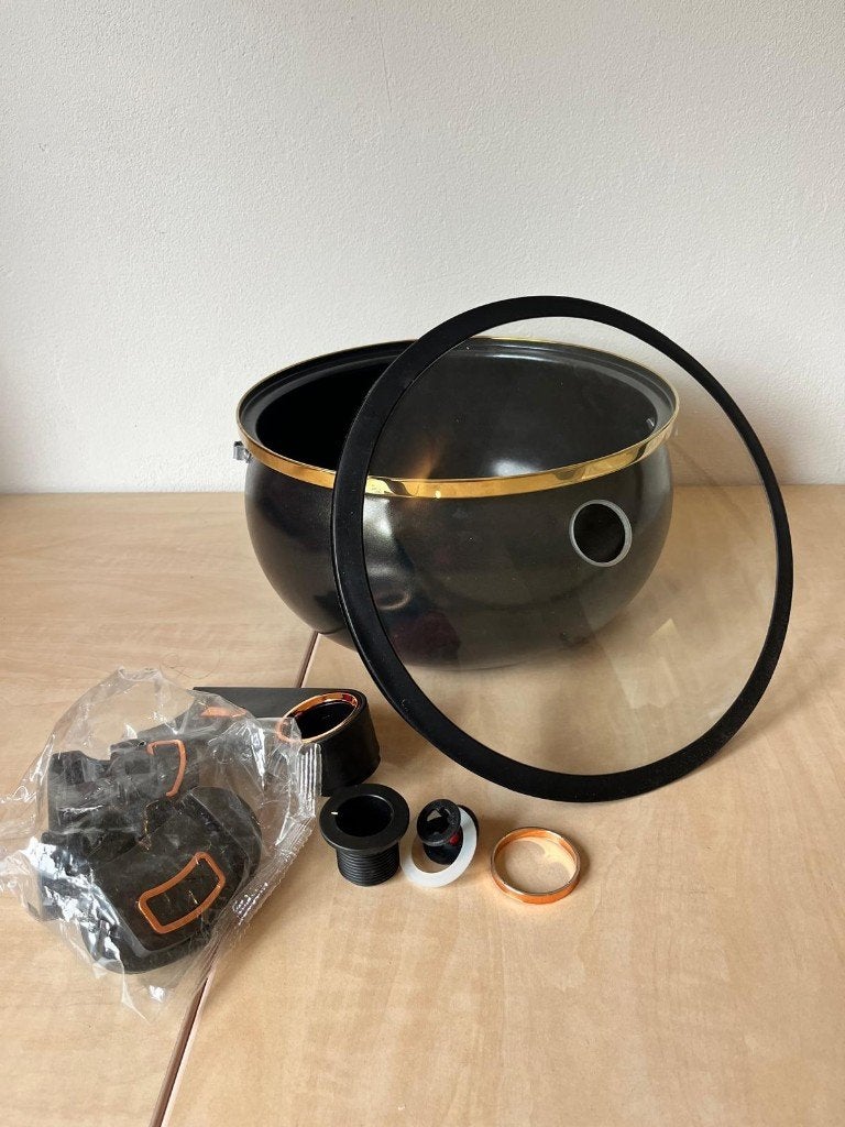 Non-stick pan - new/unused (Non-stick Pot - brand new), Huis en Inrichting, Keuken | Potten en Pannen, Nieuw, Ophalen of Verzenden