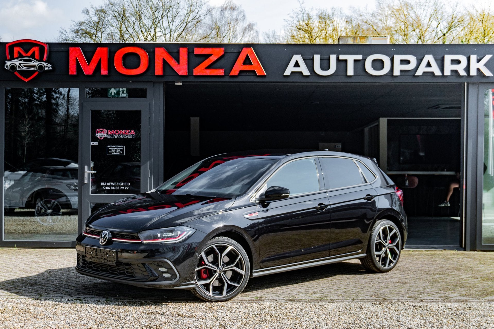 Volkswagen Polo 2.0 TSI GTI | Digital Dash | DSG |Dealer Ond, Gebruikt, Zwart, Zwart, Bedrijf