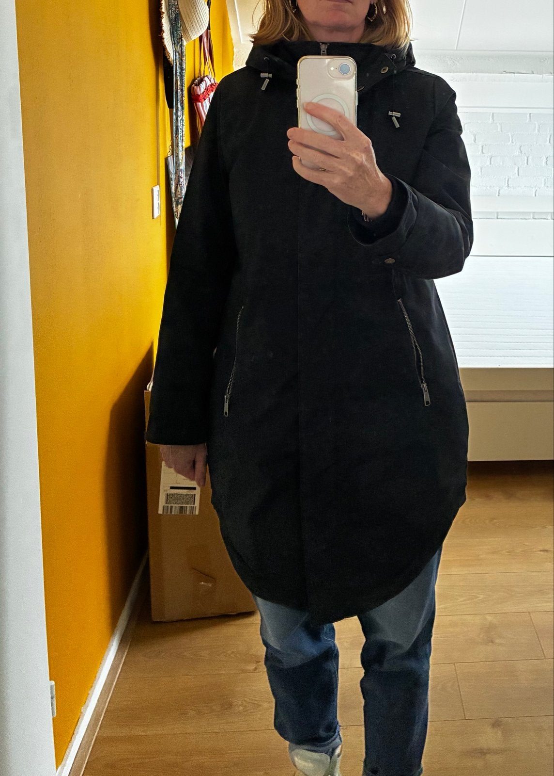 Modström zwarte winterjas maat L met capuchon, Kleding | Dames, Ophalen of Verzenden, Zo goed als nieuw, Maat 42/44 (L), Zwart