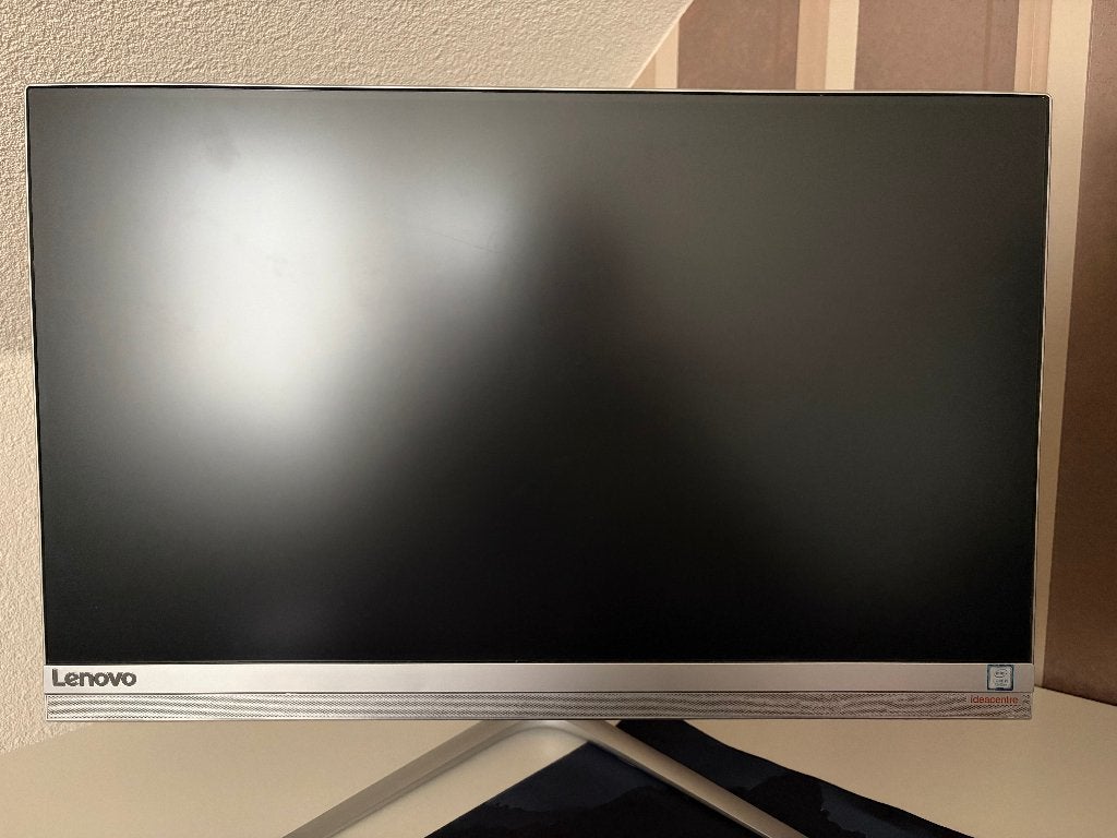 Lenovo AIO 520S | i5 | 8GB | SSD, Ophalen, 2 tot 3 Ghz, Met monitor, 8 GB