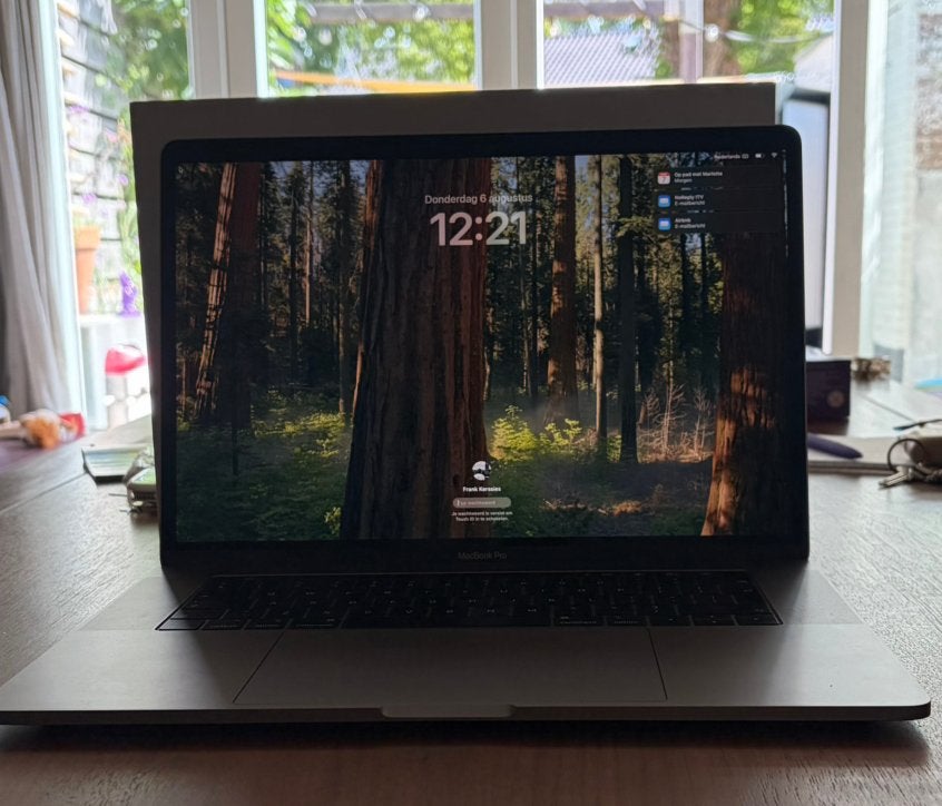 Apple MacBook Pro 15-inch (2018) – i7 6-core | 16GB RAM, Computers en Software, Apple Macbooks, Gebruikt, 256 GB, 2 tot 3 Ghz