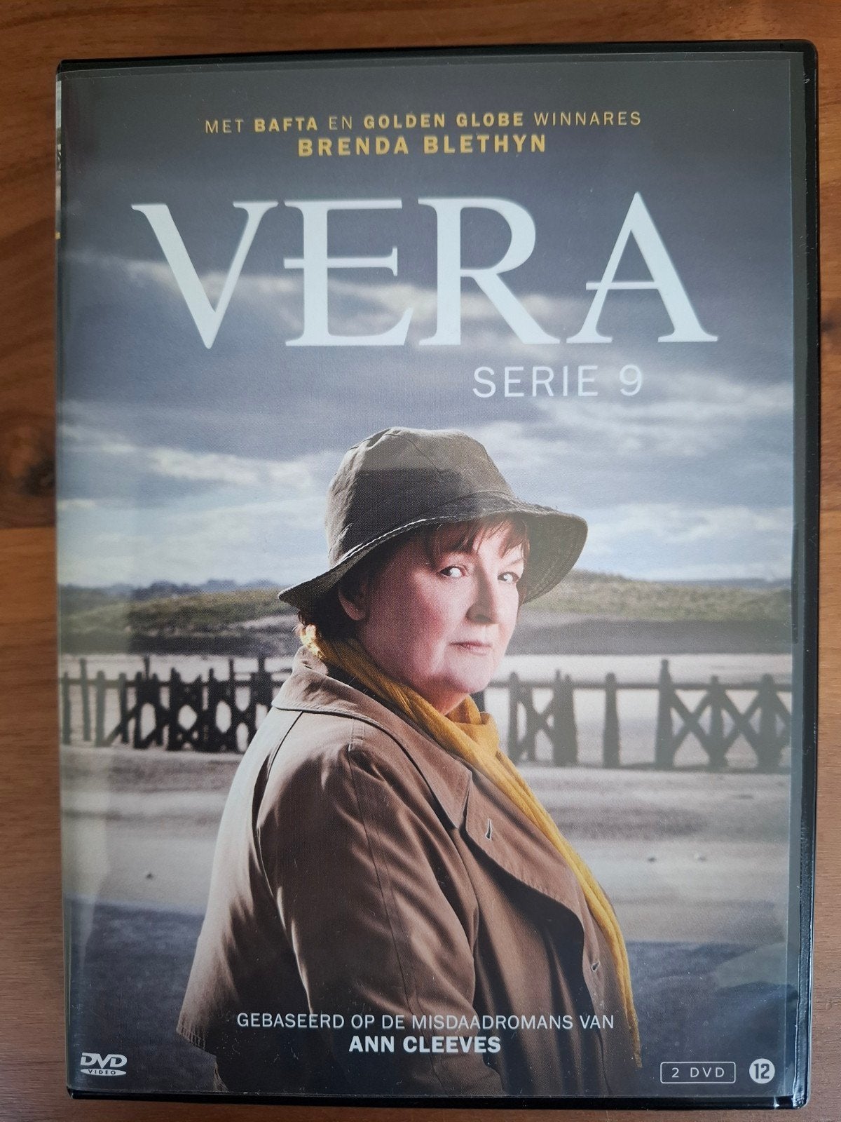 Vera 9, Alle leeftijden, Ophalen of Verzenden, Zo goed als nieuw