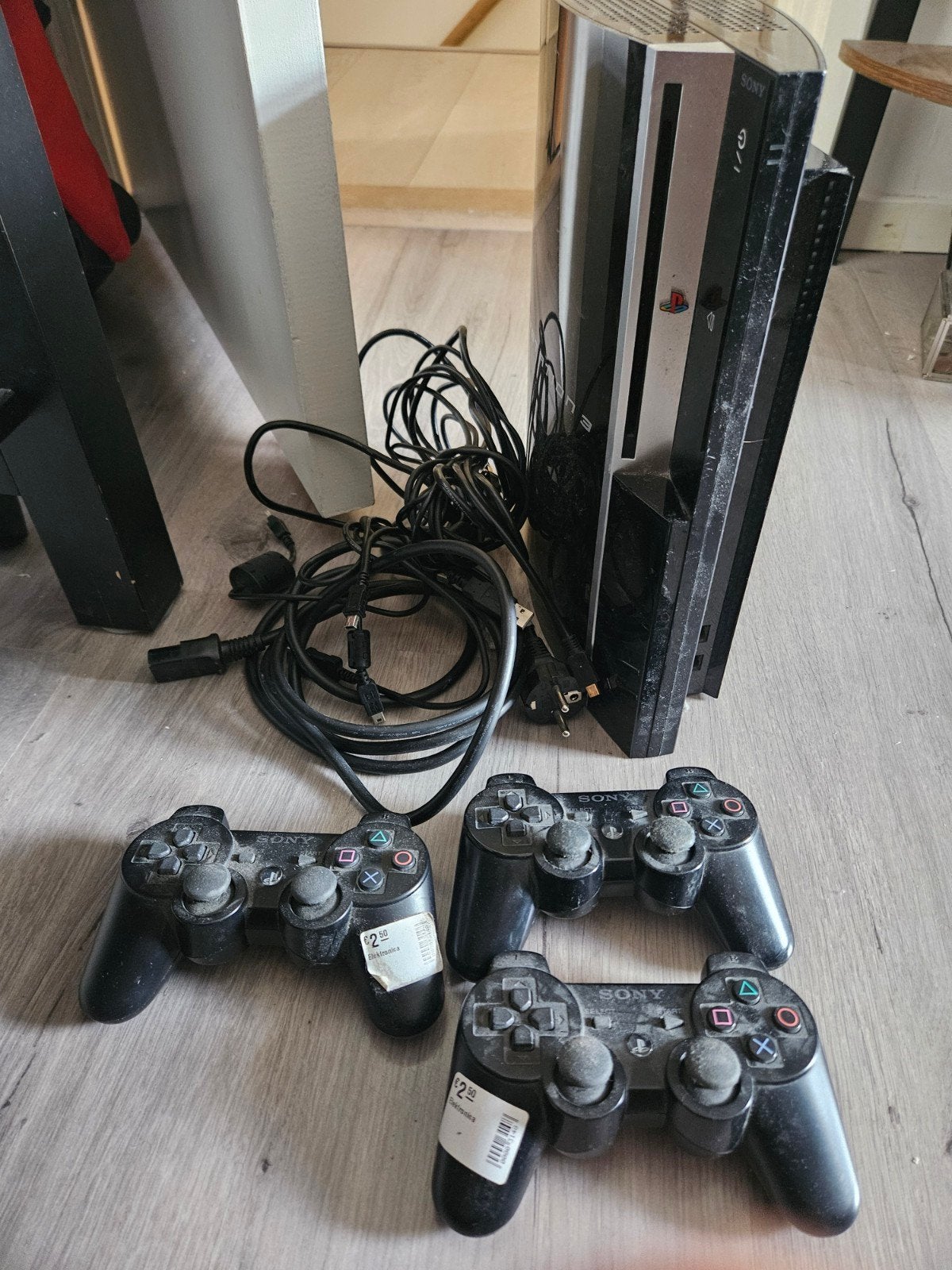 PlayStation 3 met 3 controllers en kabels, getest en werkend, Spelcomputers en Games, Spelcomputers | Sony PlayStation 3, Gebruikt