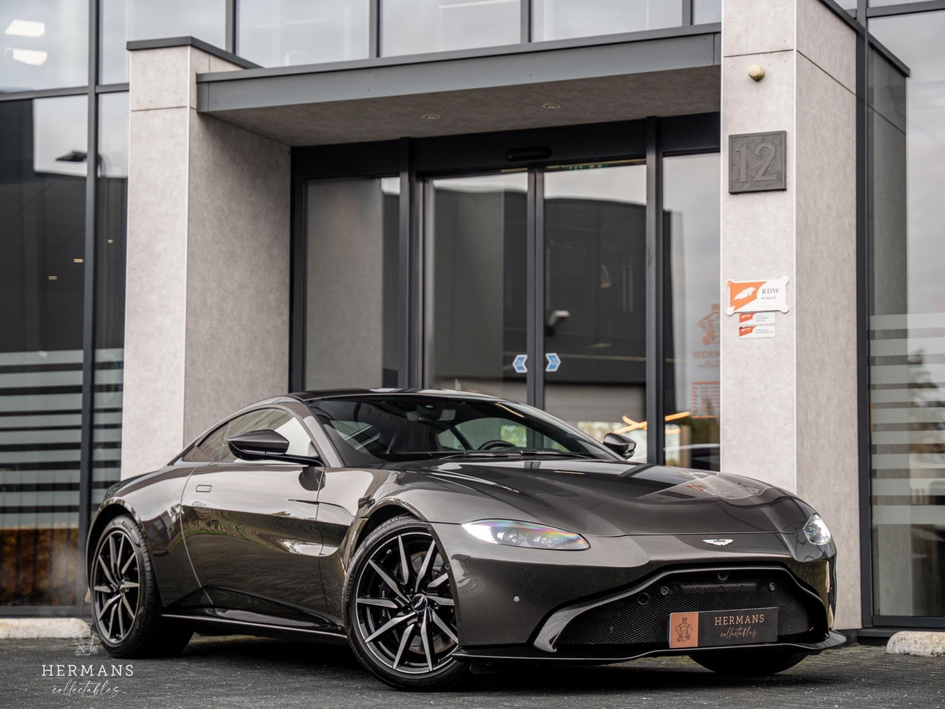 Aston Martin Vantage 4.0 V8 / Memory / Camera / Dealer / Coo, Auto's, Dealer onderhouden, Achterwielaandrijving, Gebruikt, 510 pk