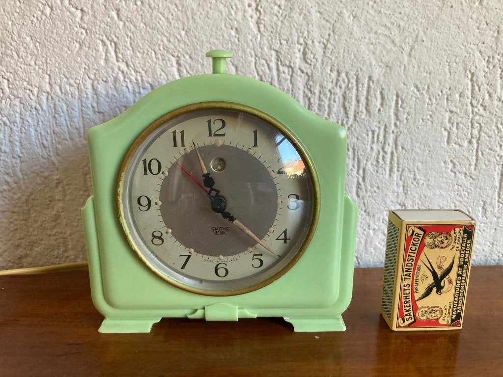 Pastelgroen vintage groen bakeliet wekkertje schouwklokje, Ophalen of Verzenden