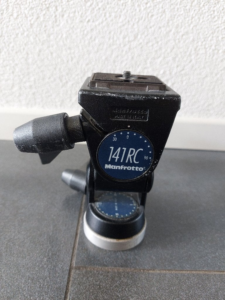 Manfrotto 141RC statiefkop met Statiefplaat 200 PL, Gebruikt, Snelkoppelingsplaat, Ophalen of Verzenden, Statiefkop