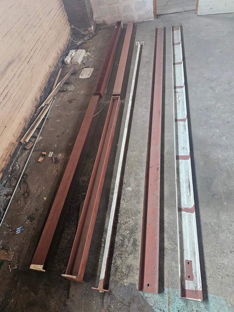 Te koop stalen profielen, Doe-het-zelf en Verbouw, Metalen, Ophalen of Verzenden, Gebruikt