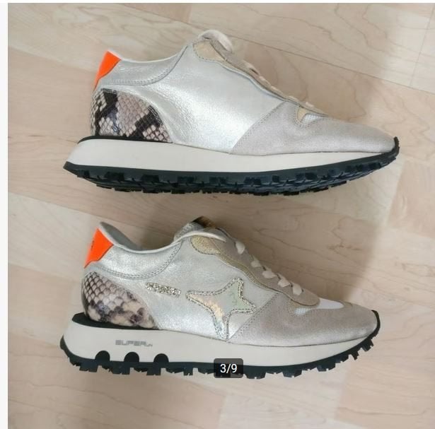 NIEUW!! AMA BRAND de Luxe sneakers VAN 280 VOOR 75 EURO!, Verzenden, Beige, Nieuw, Sneakers of Gympen