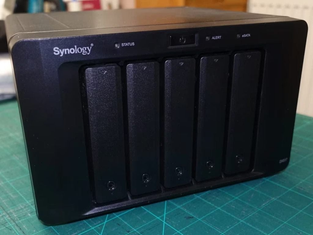Synology DX517 uitbreidingseenheid, Computers en Software, NAS, Verzenden, Zo goed als nieuw