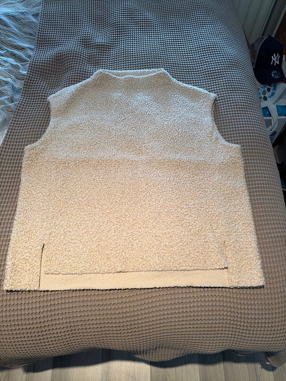 Leuk teddy gilet van opus, Ophalen of Verzenden, Zo goed als nieuw, Maat 42/44 (L), Beige