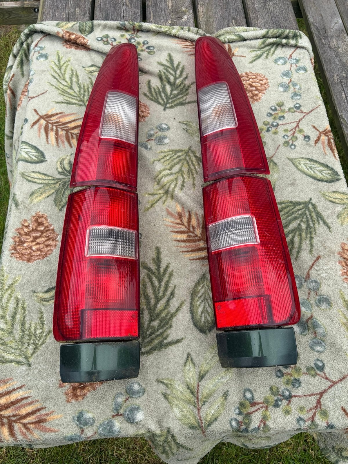 Volvo V70 Classic Achterlichten Set - Origineel, Ophalen of Verzenden, Gebruikt, Volvo