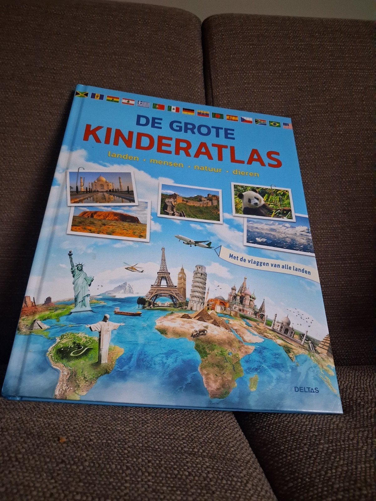 De Grote Kinderatlas - Landen, Mensen, Natuur, Dieren, Ophalen