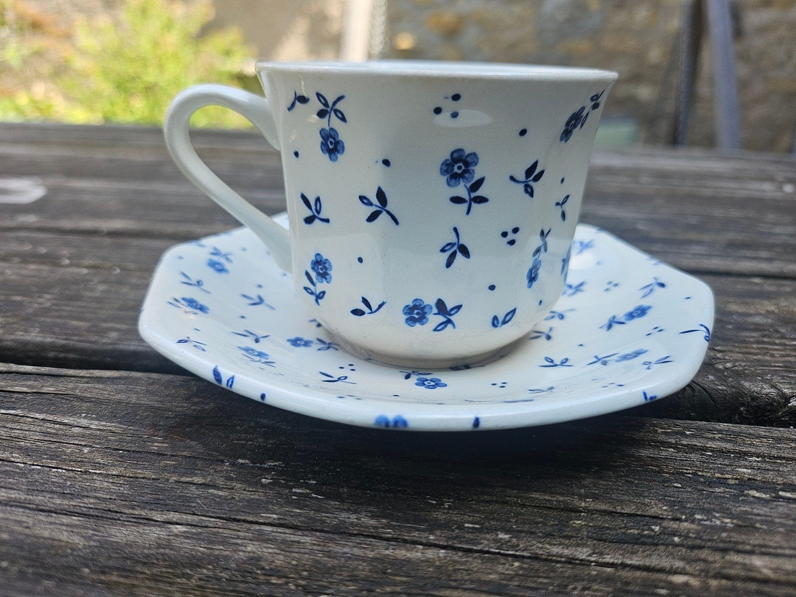 Royal Staffordshire kop en schotel J&G Meakin England, Antiek en Kunst, Antiek | Servies los, Ophalen of Verzenden