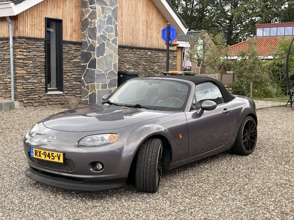 Mazda MX-5 1.8 Touring 2006 Grijs, Achterwielaandrijving, Beige, 4 cilinders, Cabriolet