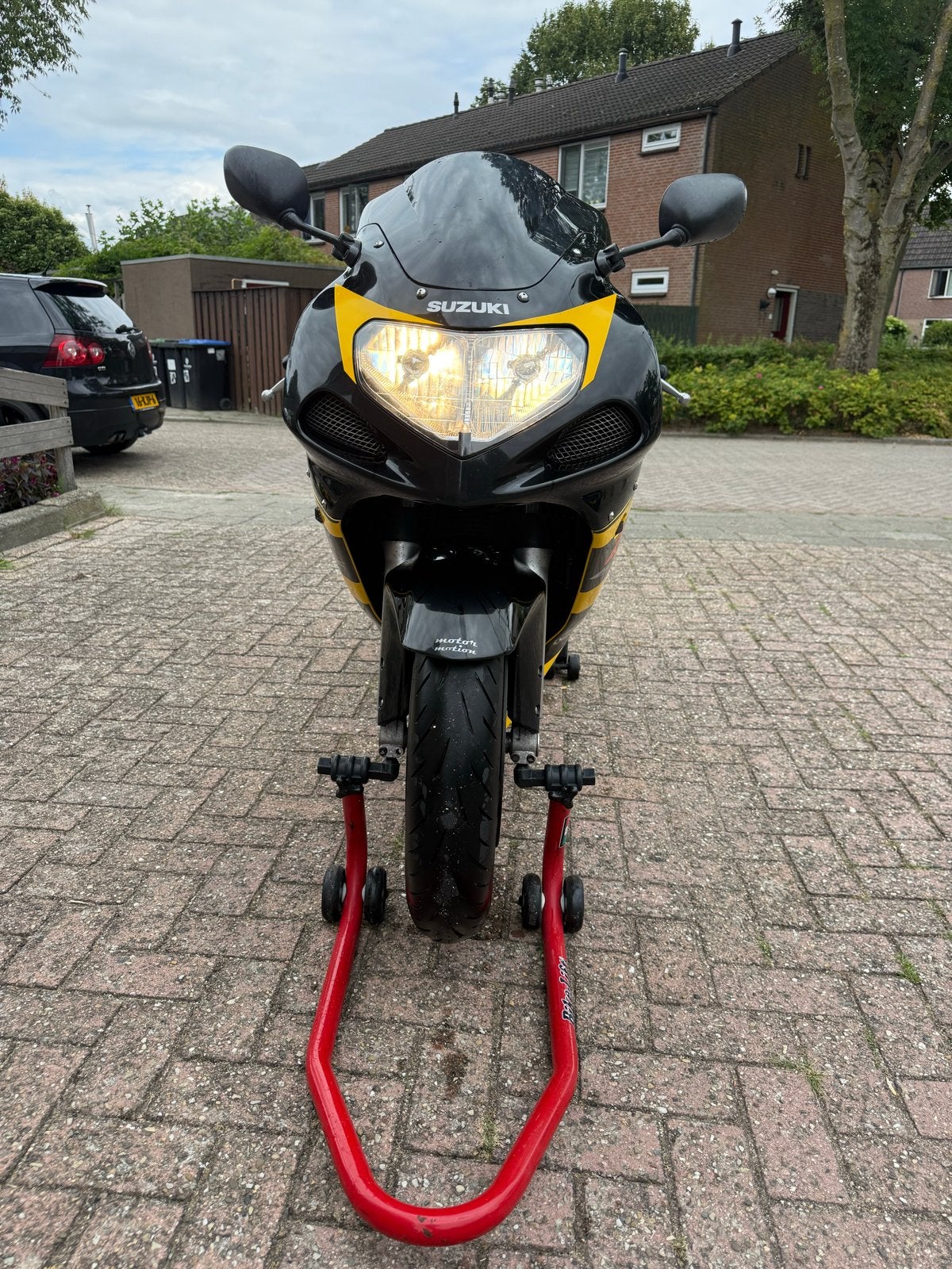 Suzuki GSX-R 600 - Zwart/Geel 2003, Motoren, Sportuitlaat, 4 cilinders, Motorrijbewijs A, Gebruikt