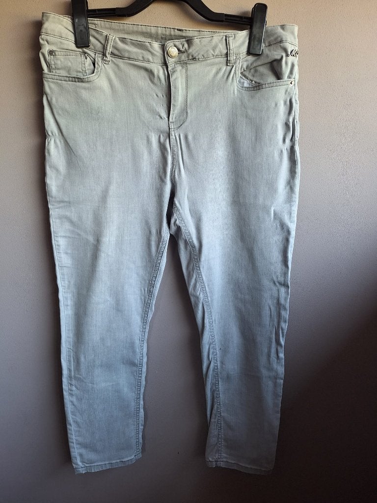 Lichtgrijze stretch broek van Miss Etam, maat 44, Maat 42/44 (L), Ophalen of Verzenden, Zo goed als nieuw, Miss Etam
