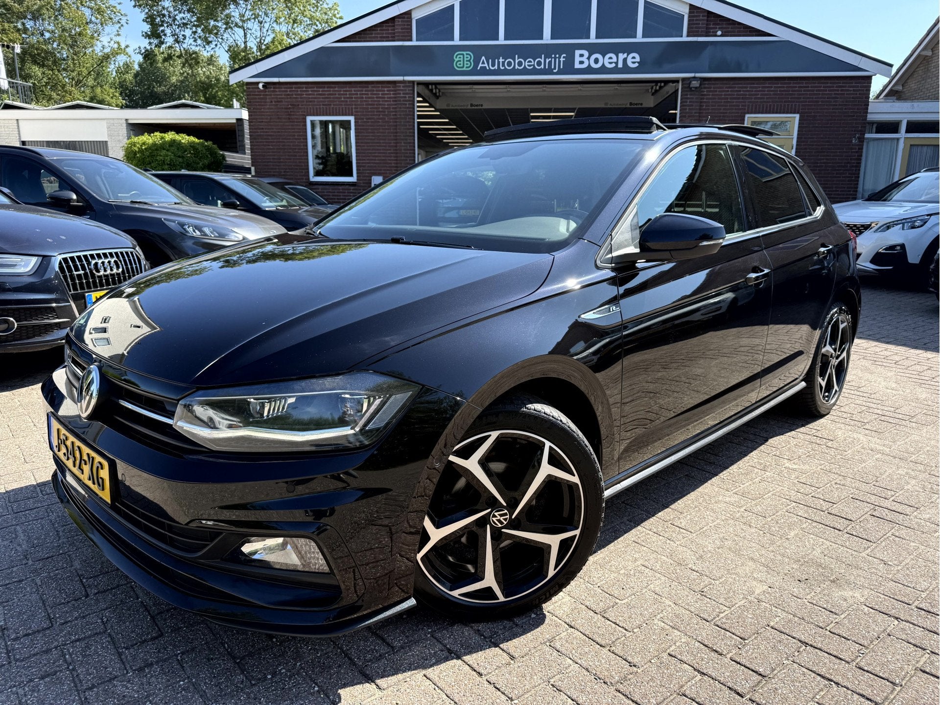 Volkswagen Polo 1.0 TSI High R-Line Panoramadak, Camera NL A, Voorwielaandrijving, Stof, Gebruikt, 1055 kg