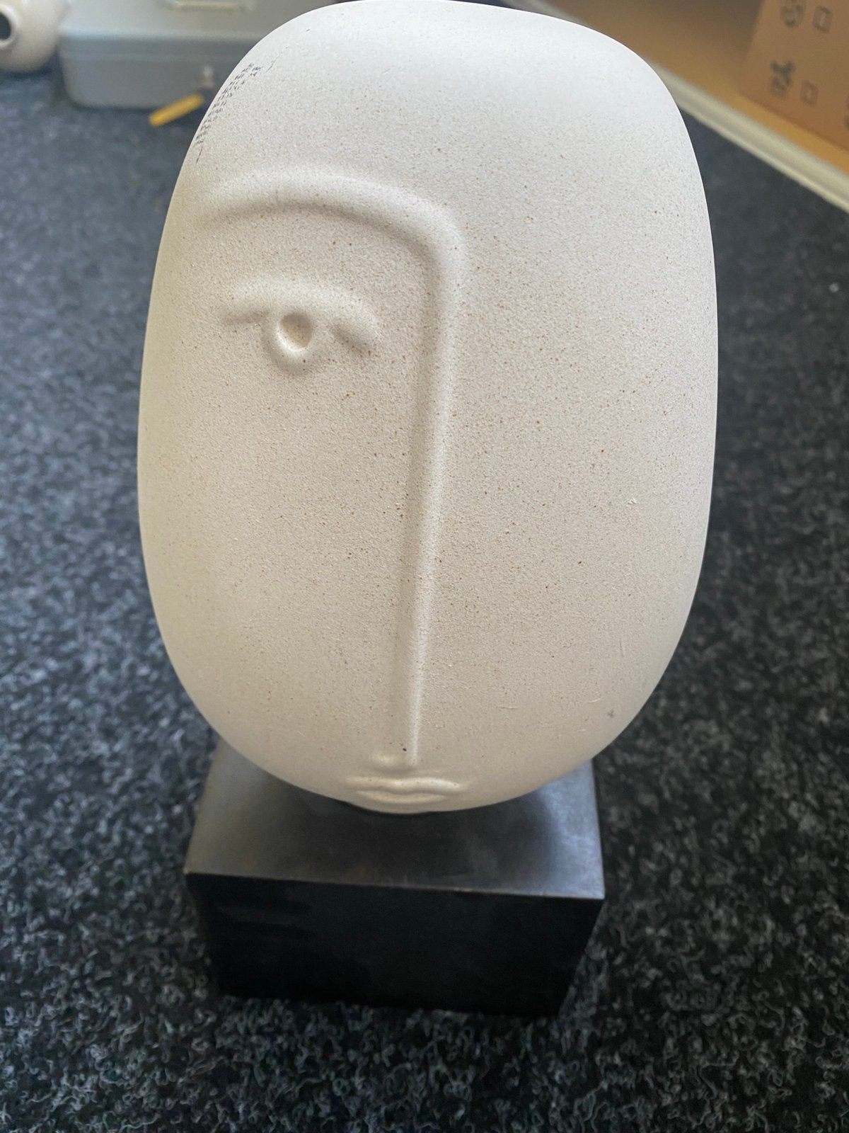 Beeld van hoofd/ decoratie, Ophalen