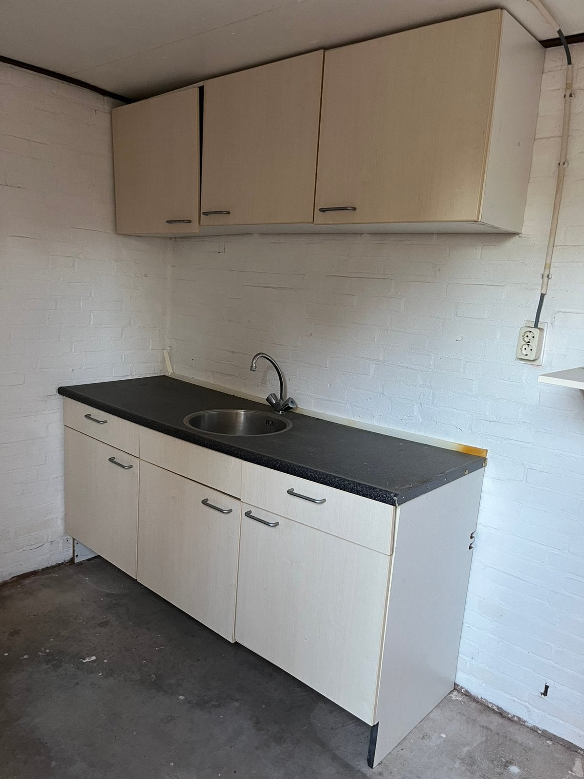 Gratis keukenblok, Huis en Inrichting, Ophalen, Gebruikt, Wit, Enkelwandige keuken