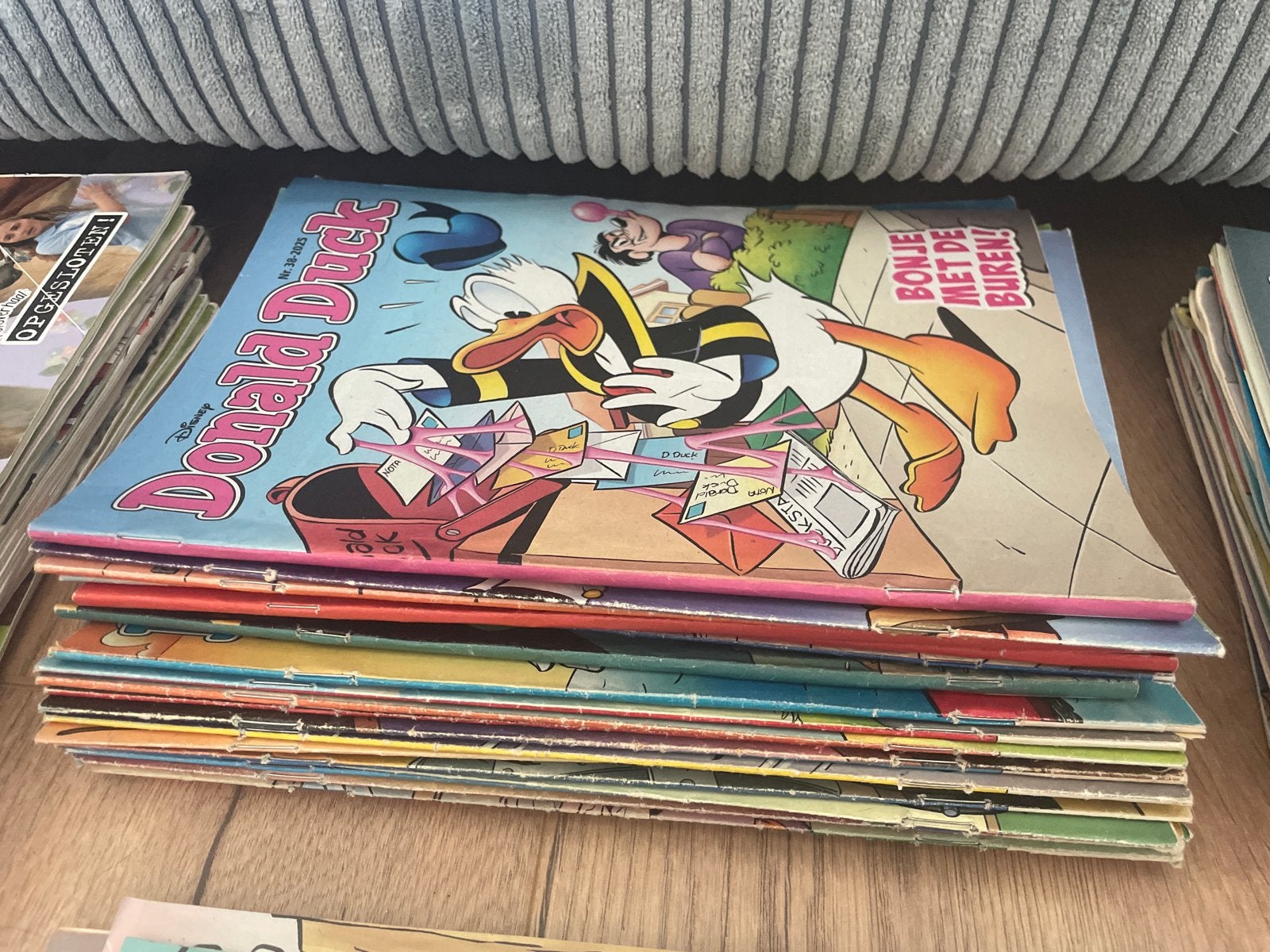 45 Donald Duck stripboeken - Diverse edities, Boeken, Stripboeken, Meerdere stripboeken, Ophalen, Gelezen