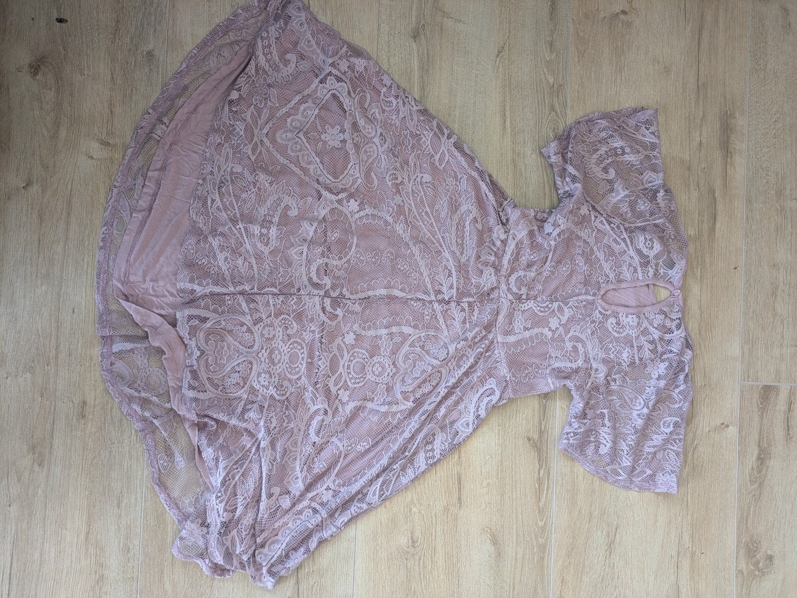 Asos geborduurde jurk maat EU 36, Kleding | Dames, Ophalen of Verzenden, Zo goed als nieuw, Roze, Maat 36 (S)