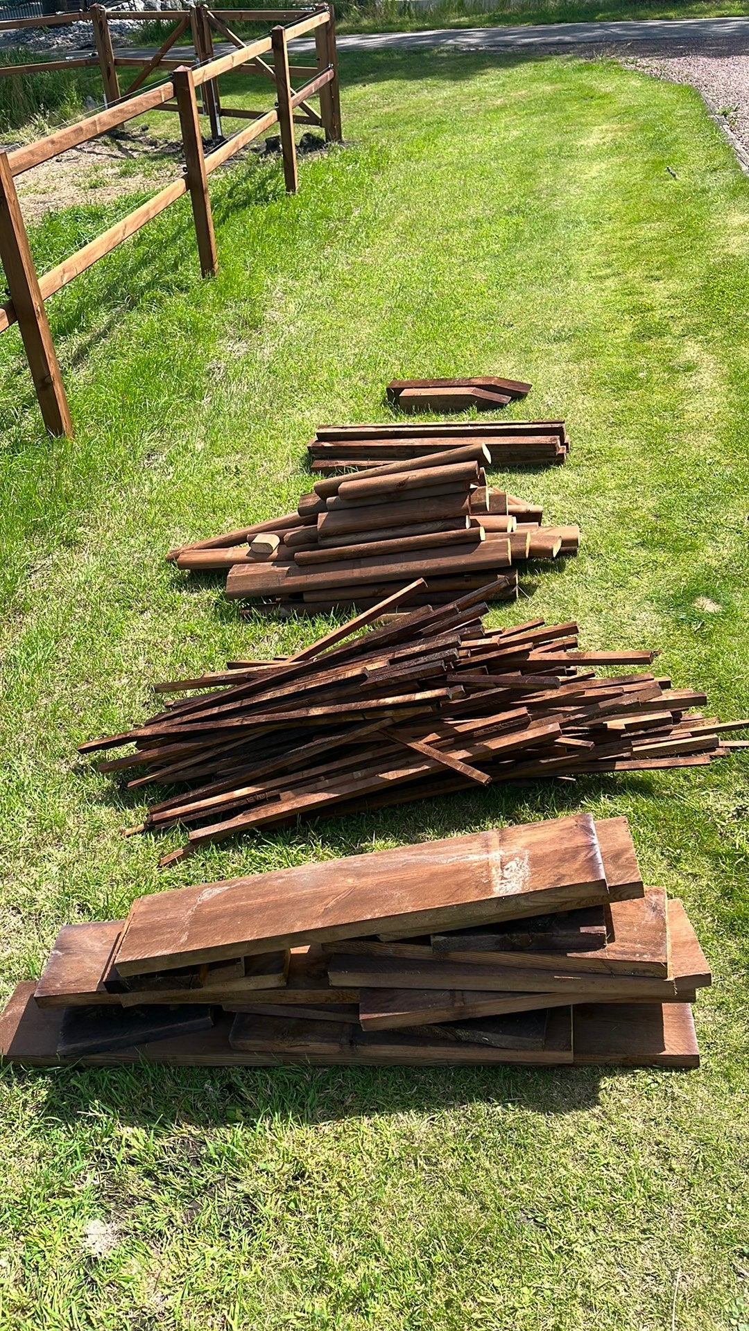 Rest hout paarden omheining, Tuin en Terras, Ophalen, Planken, Nieuw, Hardhout