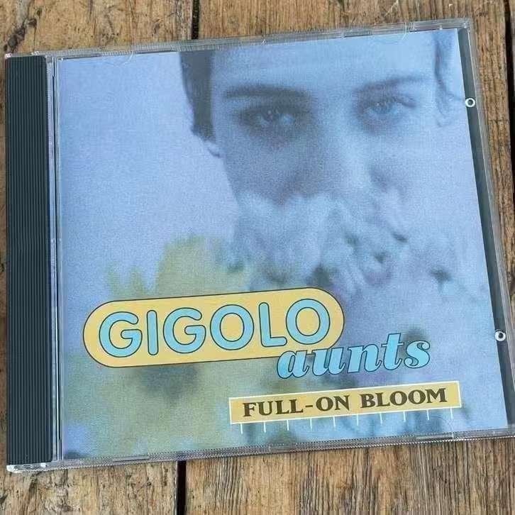 CD Gigolo Aunts - Full-On Bloom FIRE MCD33 Rock, Cd's en Dvd's, Ophalen of Verzenden, Zo goed als nieuw, Indie Rock, Album